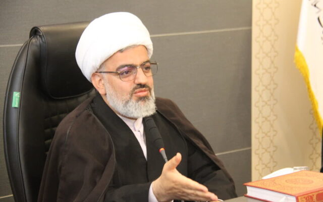 حجت‌الاسلام والمسلمین محمدباقر ولدان در نشست کارگروه بانیان خیر و واقفین قرآنی شورای عالی قرآن استان فارس